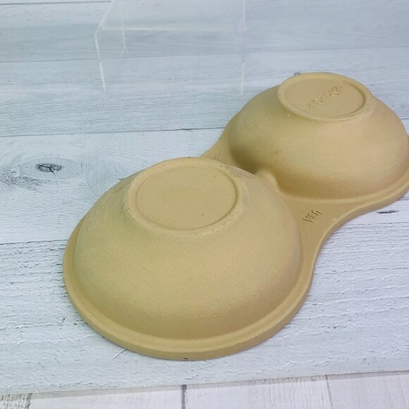 The Pampered Chef STONEWARE COLLECTION #5153 Unglaze Microwave Double Egg Cooker - Picture 2 of 11